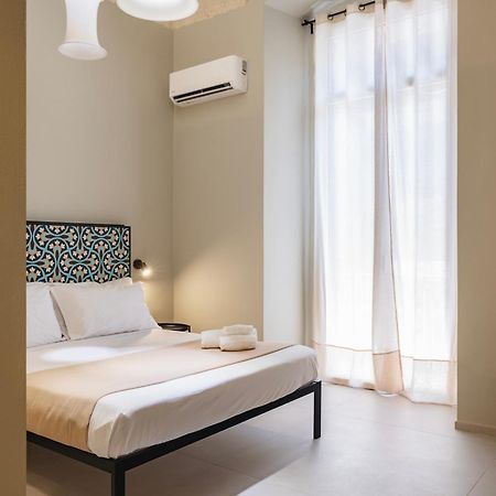 Almica24 Hotel Bari Exterior photo